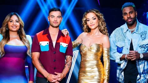all the coaches tweets on the voice are fake